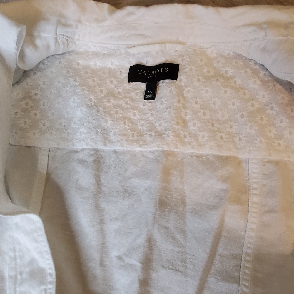 Blazer - Picture 3 of 3